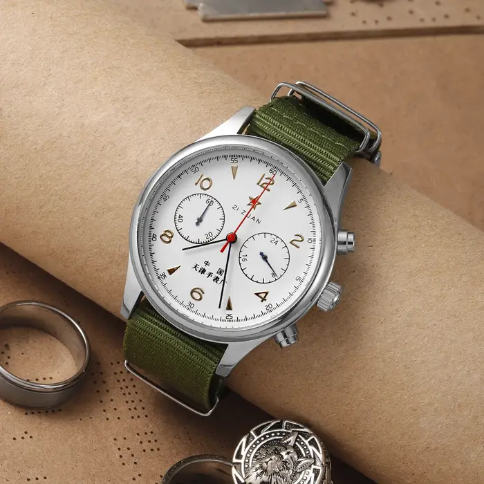 Montre à quartz vintage pour homme