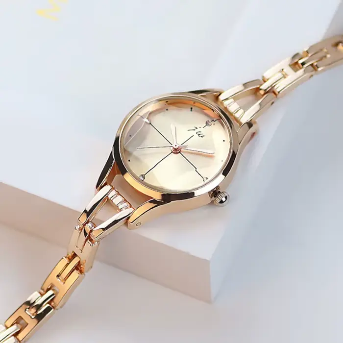 Femmes Bracelet montre élégante or Rose dames montres de luxe strass Simple mode femme Quartz relogio feminino