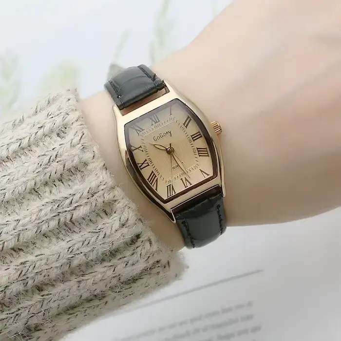 Montre pour femmes petites dames montres marron rétro Vintage Bracelet en cuir montre noir Quartz mo
