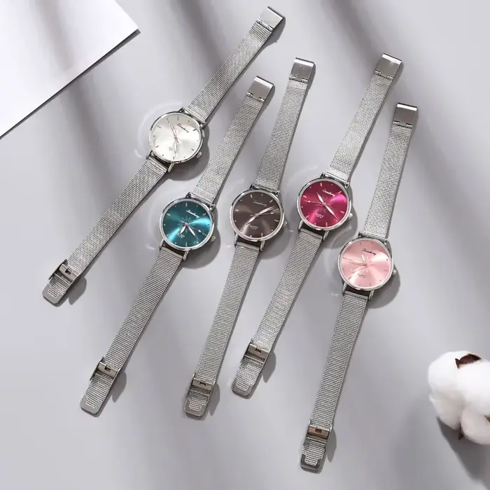 Esthétique femmes montres de luxe argent populaire cadran rose fleurs métal dames Bracelet Quartz horloge mode