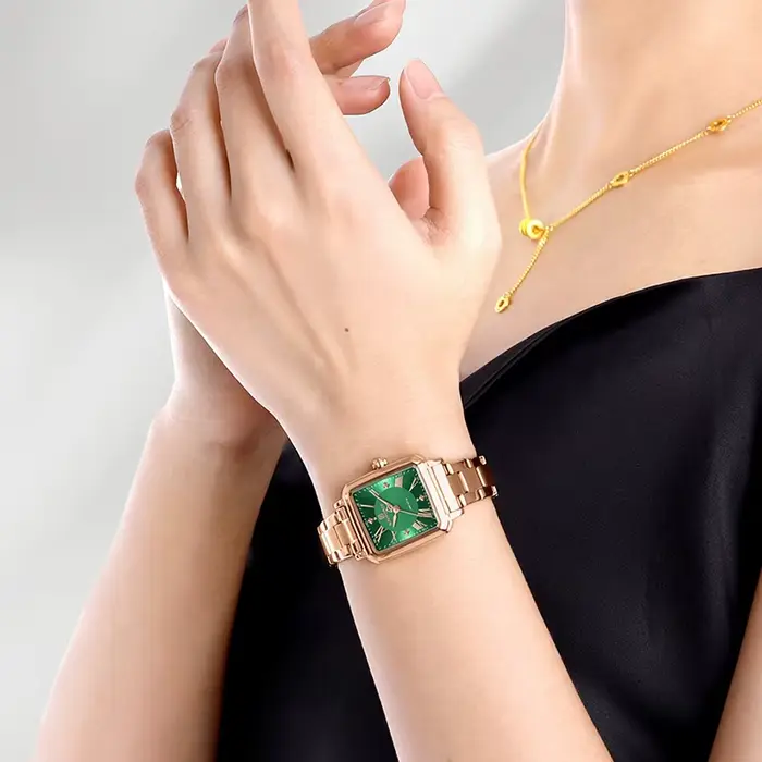 Montre de Luxe NAVIFORCE 2025 pour Femme