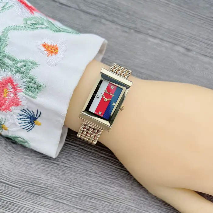 Montre pour femme avec bracelet en métal, motif drapeau français bleu, blanc et rouge, ornée de stra