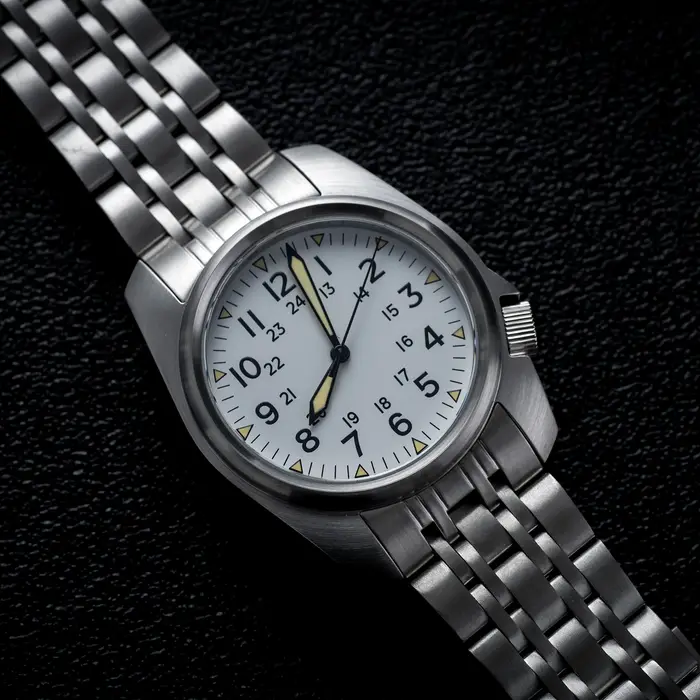 Montres pour hommes en acier inoxydable 316L avec cristal saphir