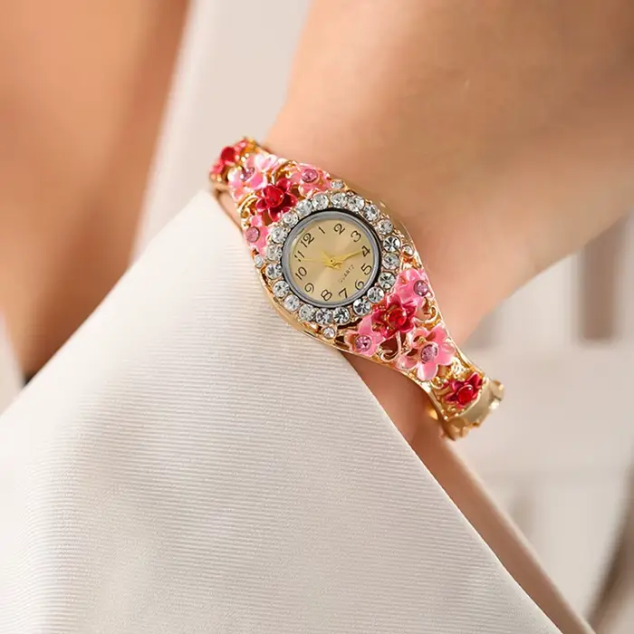 Montre-bracelet en acier inoxydable avec strass vintage pour femmes élégante et sophistiquée pour toutes les occasions