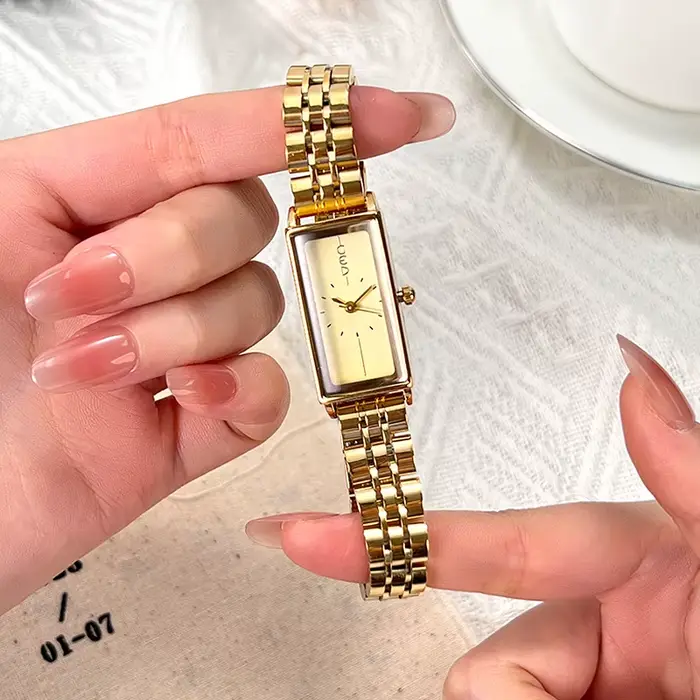 Montre GEDI Vintage Luxe Élégante Étanche Acier Inoxydable Quartz pour Femmes Occasions Spéciales Activités Sportives