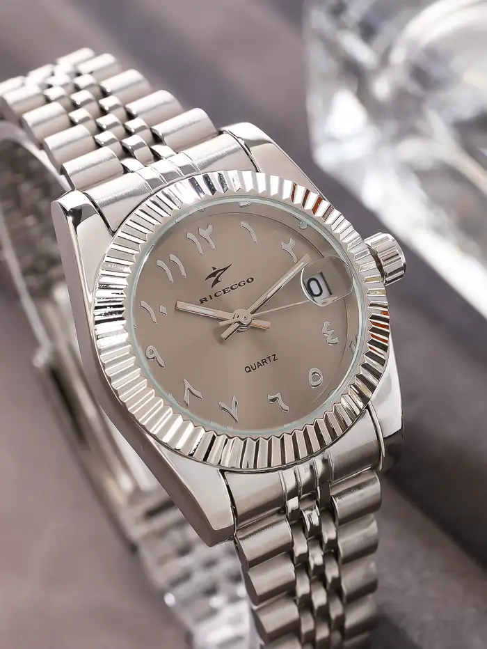 Montres-bracelets rondes de luxe pour femmes