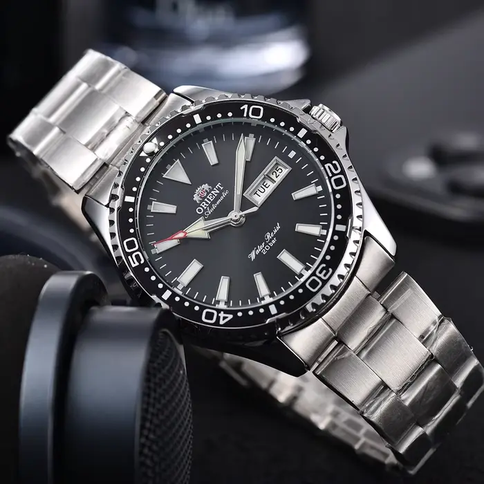 Montre Orient automatique mécanique pour hommes élégante pour occasions spéciales et tous les jours