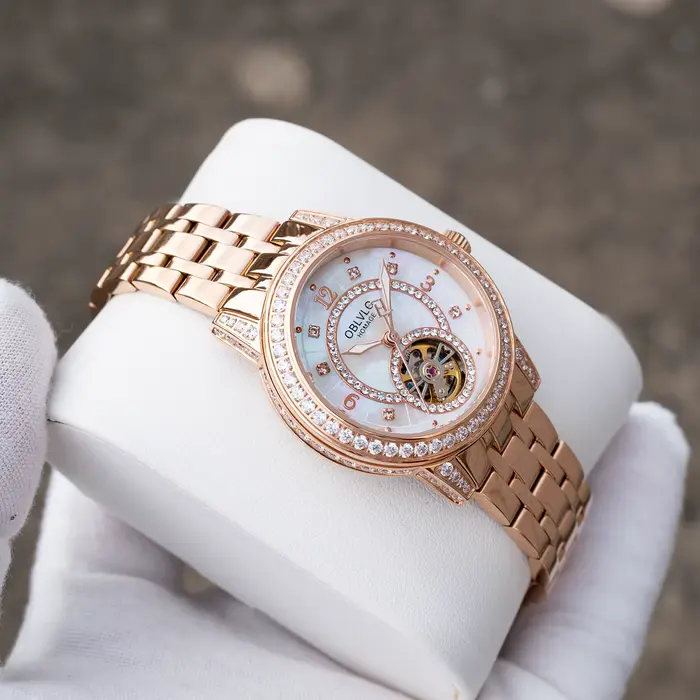 Montre automatique OBLVLO avec tourbillon et affichage lumineux pour femmes occasions spéciales et style élégant