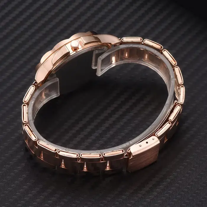 Montre Rose Luxueuse DQG Femme Bracelet Acier Inoxydable Cadran Numéros Romains Occasions Spéciales