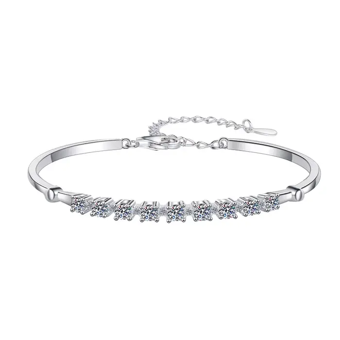 Bracelet plaqué or blanc S925 avec Moissanite couleur D 9*0,1 ct |   Cadeau de bijoux élégants pour 