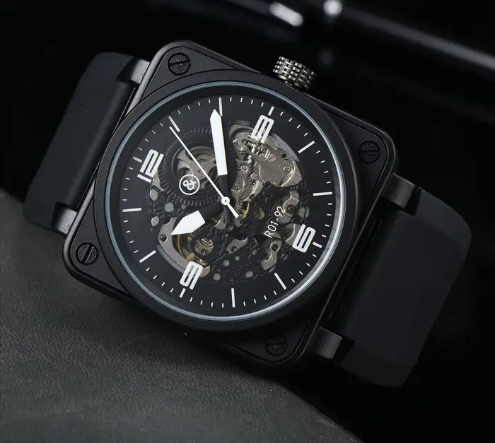 Montre mécanique automatique homme élégante avec bracelet en cuir marron et caoutchouc noir pour toutes occasions