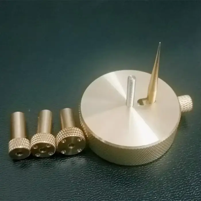 Outil de balancier de montre en laiton avec Support réglable de 8mm 9.5mm 11mm pour la réparation de mouvement outils de ressort de roue d'équilibre