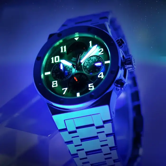 Montre automatique homme 41mm acier inoxydable saphir multifonctionnels pour occasions spéciales style casual élégant