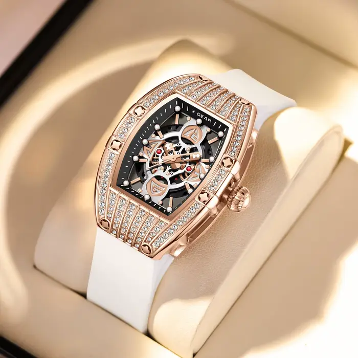 Montre pour femme élégante et luxueuse avec diamants