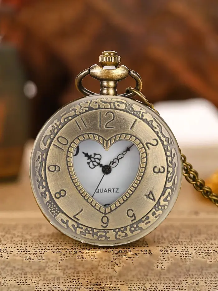 Montre de poche rétro personnalisée à cadran ajouré