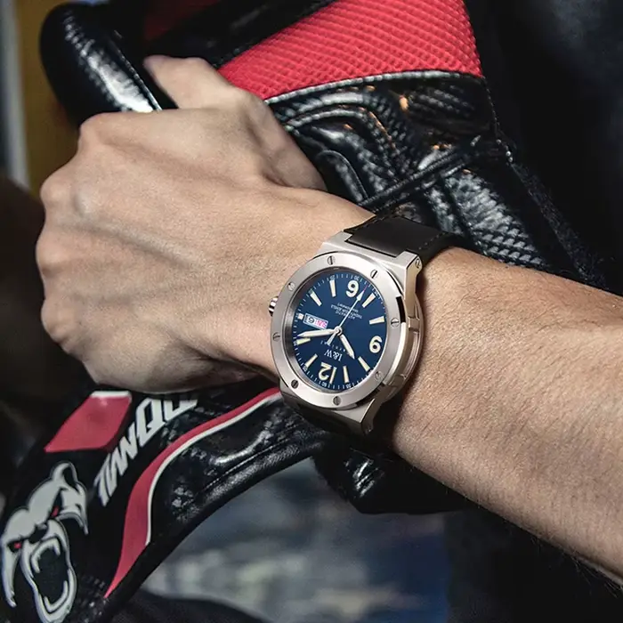 Montre homme Carnival automatique avec résistance à l'eau 5 barres pour homme élégance et polyvalence montres mécaniques acier inoxydable cuir bracelet quartz analogique multifonction horlogerie de luxe occasions spéciales