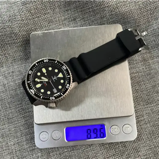 Titanium Diver NH35A noir automatique 200M hommes montre verre saphir 3.8 heures Date caoutchouc