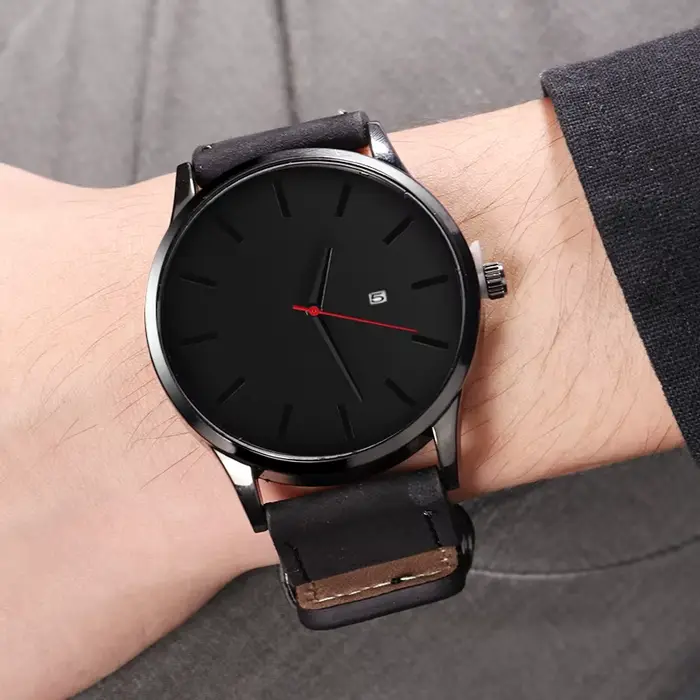 Montre de sport homme en cuir avec calendrier complet résistante aux chocs et à l'eau pour hommes occassions spéciales et quotidiennes