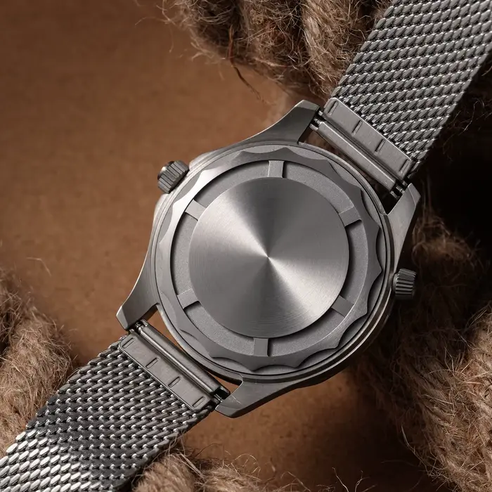 Watchdives WD007Q Montre de plongée VH31 Mouvement à quartz à secondes fluides Verre saphir bombé lumineux Montres en titane 42 mm