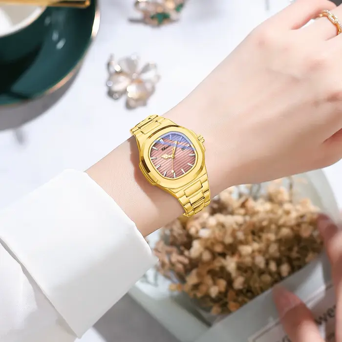 Montre pour femme en or