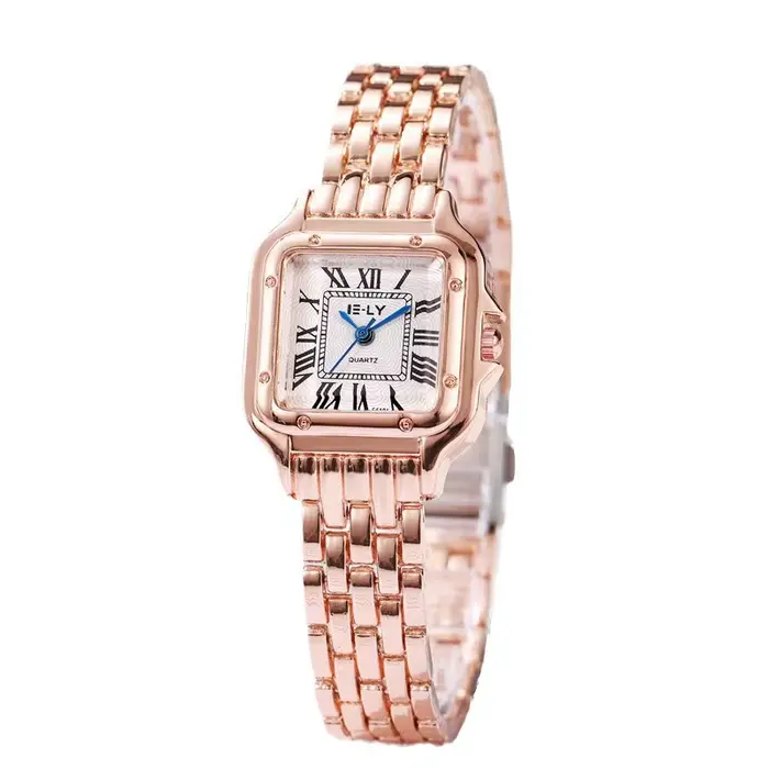Montres carrées de luxe pour femmes