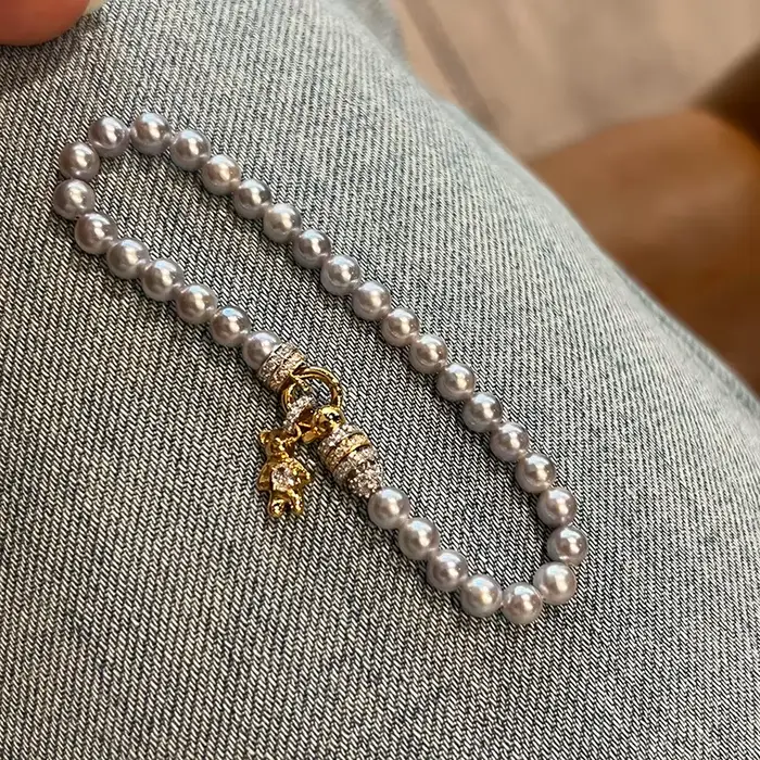 Bracelet créatif brillant en forme d'ours mignon, accessoires de haute qualité, perles grises exquis