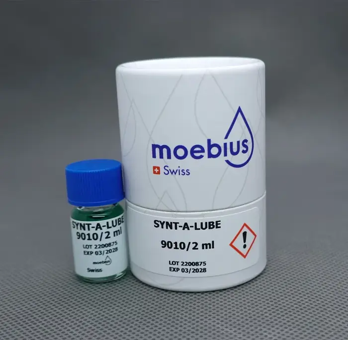 Swiss Moebius 9415 9010 9020 9104 941 9000 huile de montre 2mL