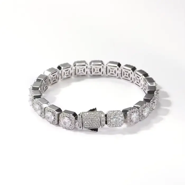 Bracelet hip-hop européen et américain en cuivre incrusté de zircon en forme de fleur chaîne de bonbons rock
