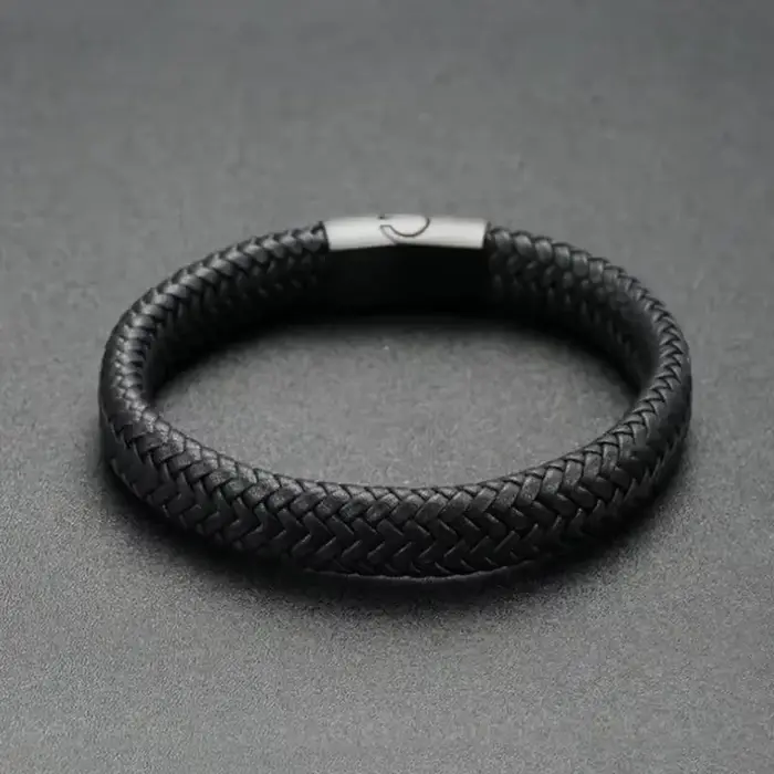 Bracelet magnétique en cuir Pu noir pour hommes, un bracelet élégant pour les hommes qui évacue la m