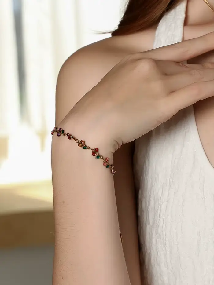 La. Bracelet en acier inoxydable Y2K pour femmes