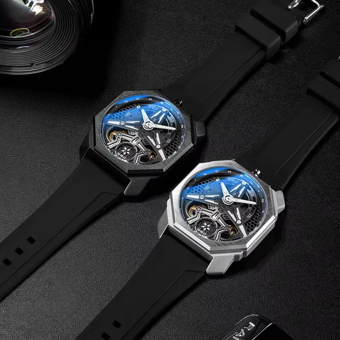 Montre automatique de chasse avec pentagramme rotatif et aiguilles lumineuses pour homme élégant et robuste occasions spéciales et quotidiennes