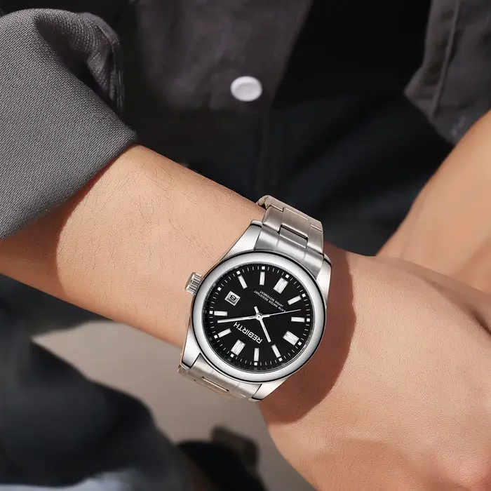 Montre à quartz généreuse