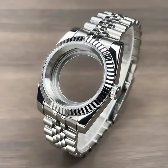Boîtier de montre NH35 à lunette cannelée 36mm/39mm