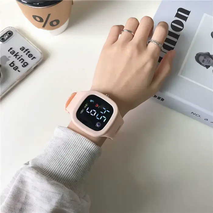 Mode hommes femmes montre Led