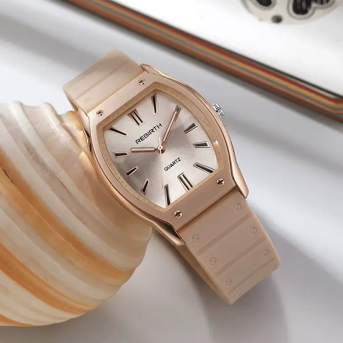 Montre à quartz simple