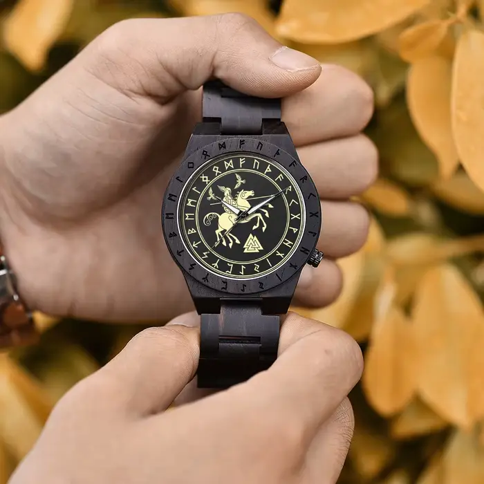 BOBO BIRD Viking Montres en Bois Top Mouvement à Quartz Japonais Montre-Bracelet Unique pour Hommes avec Helm of Awe Runic Circle Coffret Cadeau