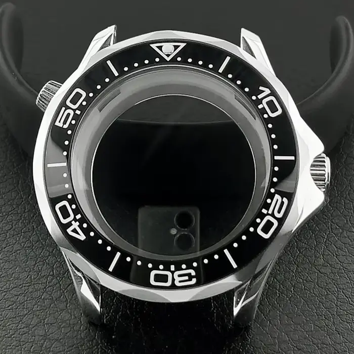 Boîtier de montre mécanique pour hommes