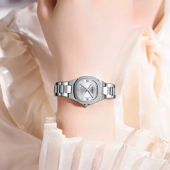 Montre Curren Femme Minimaliste Quartz Acier Inoxydable Argent Blanc Brun Occasions Spéciales Elégante