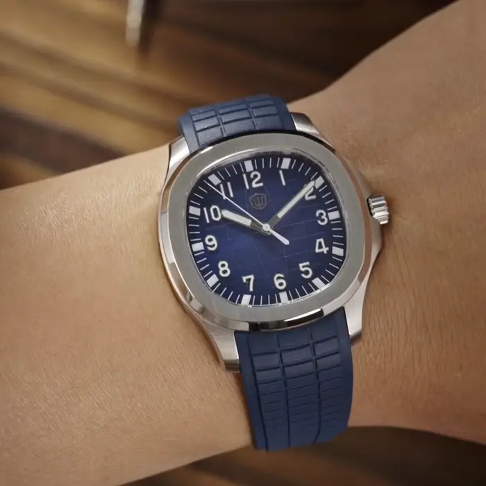 Watchdives WD008 Montre carrée 38 mm Vh31 à mouvement à quartz continu