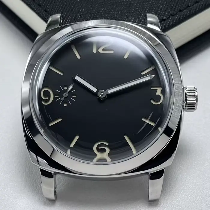 Cadran sandwich noir vert lumineux avec chiffres verts montre mécanique à remontage manuel pour homme occasions spéciales robuste élégant