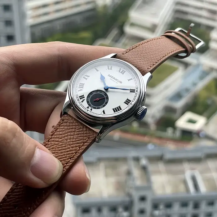 Montre Merkur Intaglio en acier inoxydable avec bracelet en cuir résistant à l'eau pour hommes occasions spéciales vintage style robuste