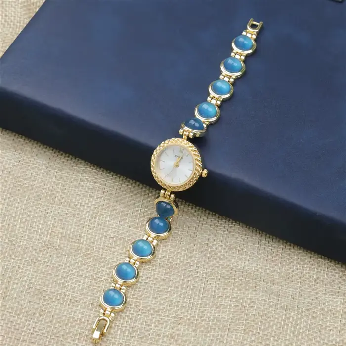 Montre élégante avec perles, nouvelle montre ovale pour femmes, montre simple et mignonne pour fille