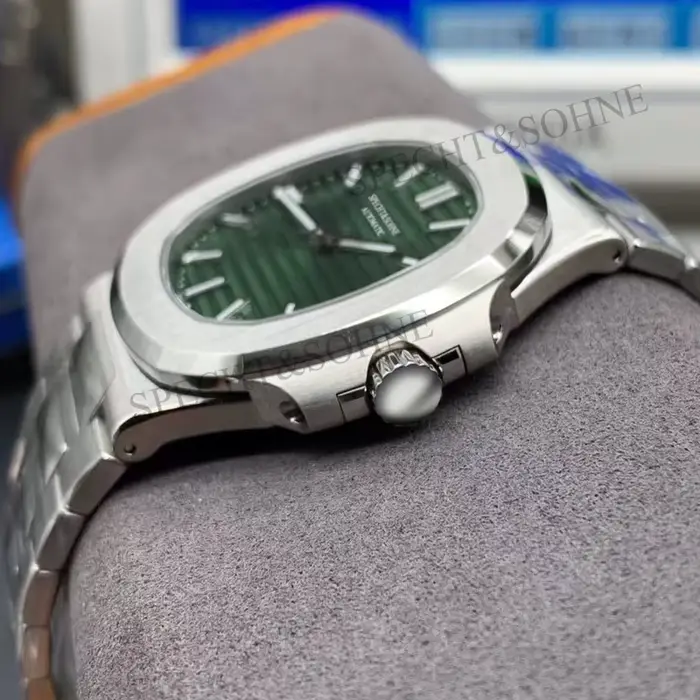 Montre automatique Specht & Sohne en acier inoxydable avec mouvement japonais pour hommes, bracelet confortable, chronographe et calendrier complet pour occasions spéciales