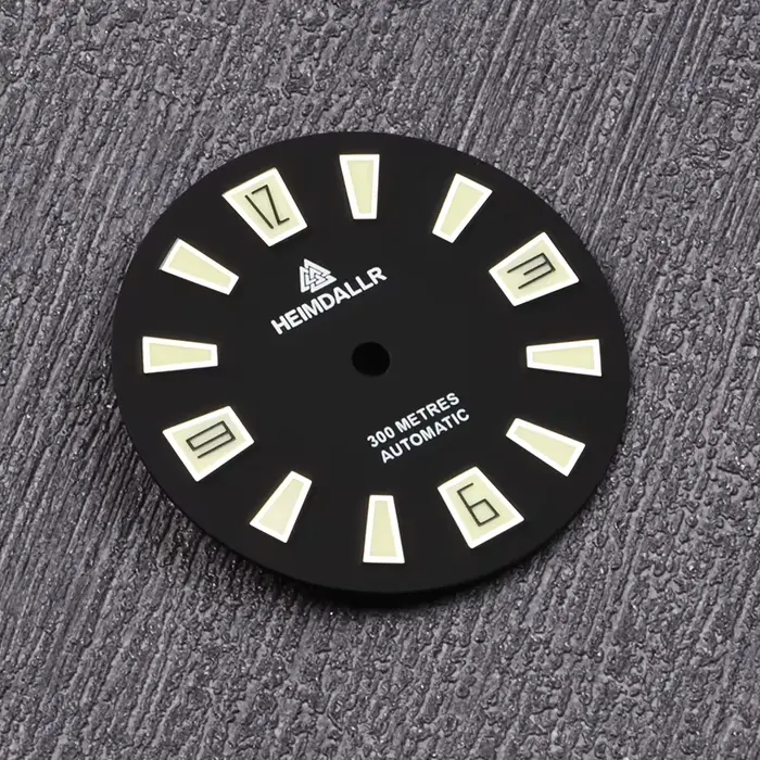 Heimdallr 28.5mm cadran de montre 3.0 heures cadran C3 lumineux pour mouvement NH35A HEIMDALLR pièce