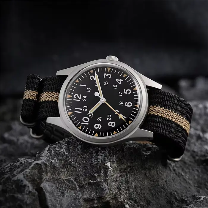 Montre Militado ML07 Quartz VH31 Style Vendange Étanche 10 Bars Occasions Spéciales Hommes