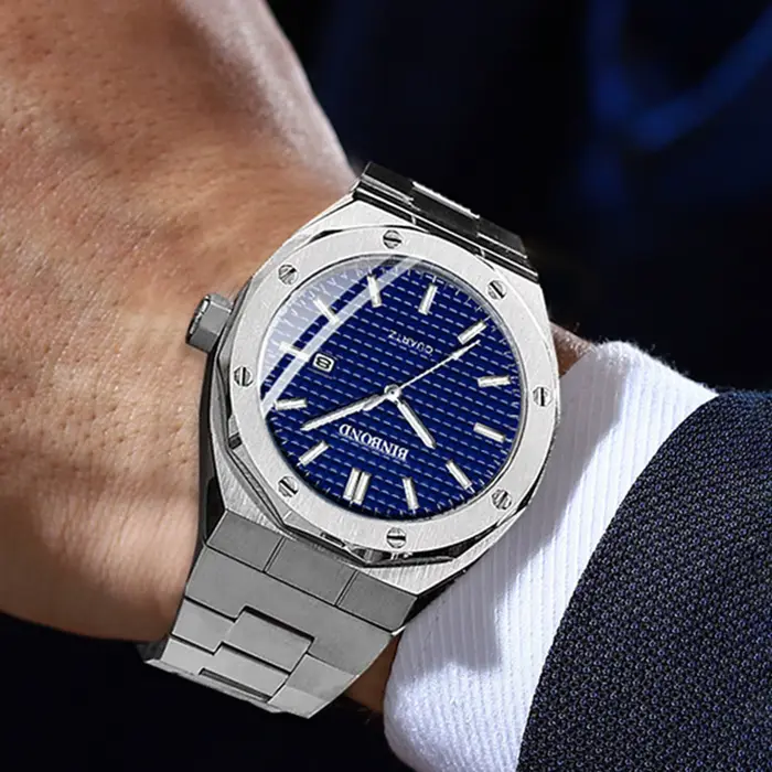 Montres-bracelets à quartz de luxe décontractées et élégantes avec date automatique pour homme occasions spéciales