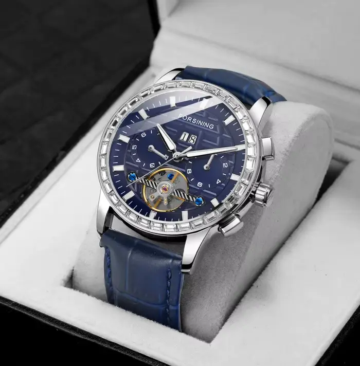Nouveaux diamants hommes montres haut de gamme de luxe automatique mode bleu bracelet en cuir véritable Tourbillion affichage calendrier montre-bracelet
