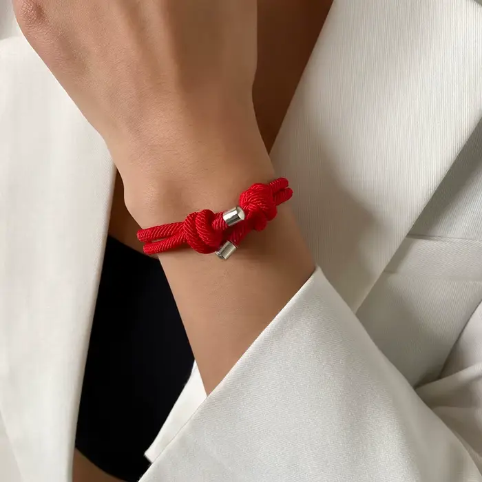 Bracelet en corde rouge coton pour protection et succès, talisman porte-bonheur mode et vintage pour femmes occasions spéciales