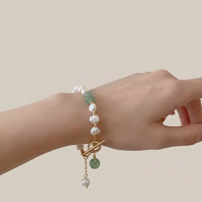 Bracelet élégant en perles d'imitation baroque irrégulières pour femmes