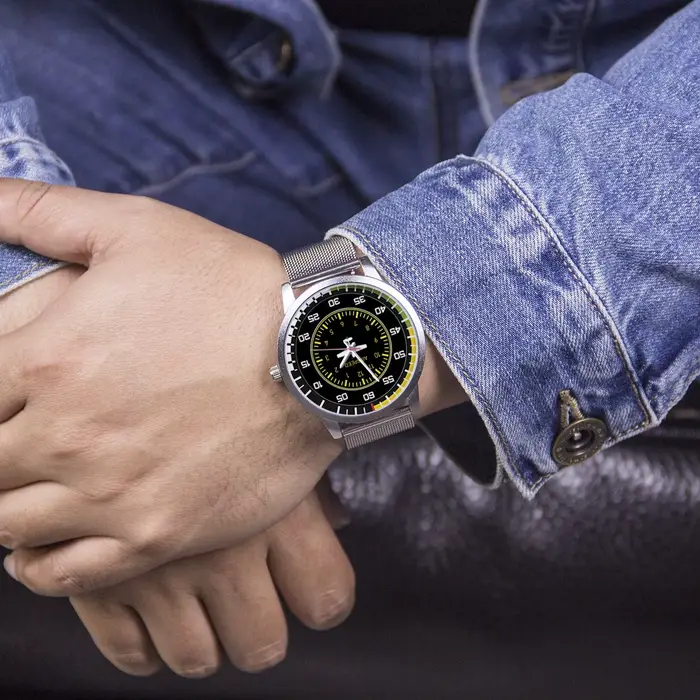 Montre-bracelet électronique classique avec logo pour homme